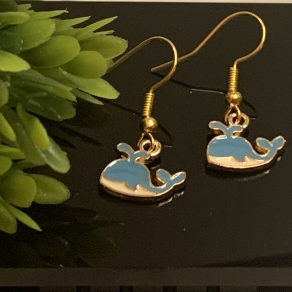 Whale Earring, Silly Animal Earring, Gift Idea, Whale Jewelry, Nautical Earring - Picture 3 of 4